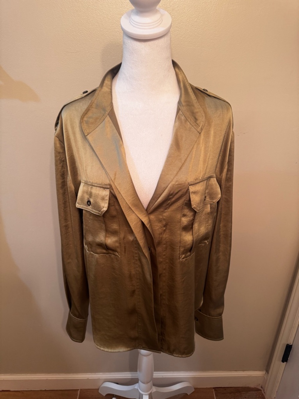 A.L.C. Women’s Oakley Long Sleeve Button Down Front Pockets Gold Top Size 2